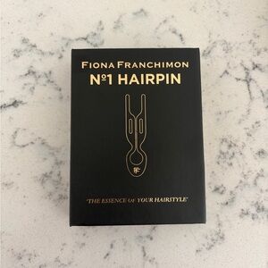 Fiona Franchimon No.1 Hairpin - 2 count- Soft Beige